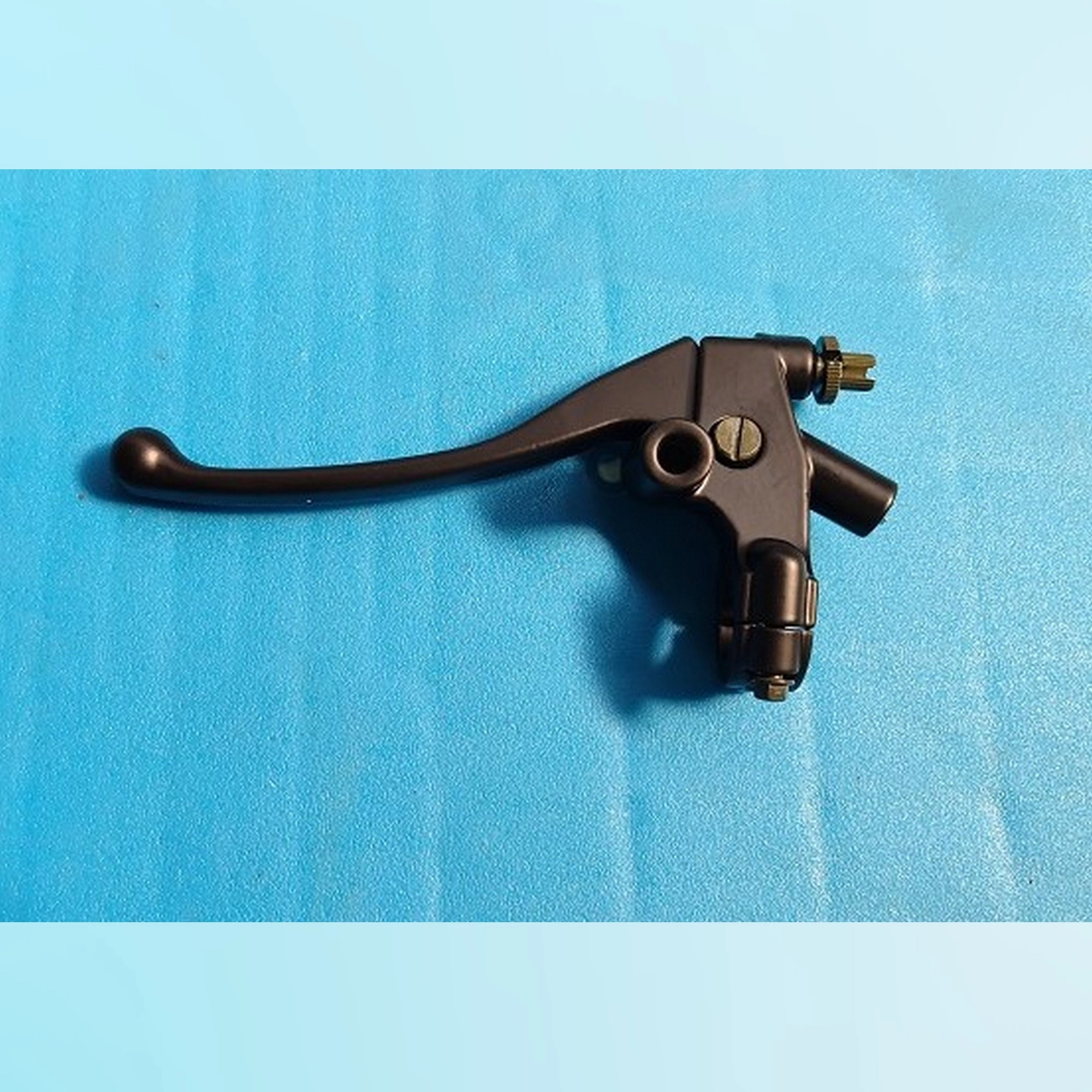 ARORA CR250 DEBRİYAJ KOLU KÜTÜKLÜ #CR250 - 022